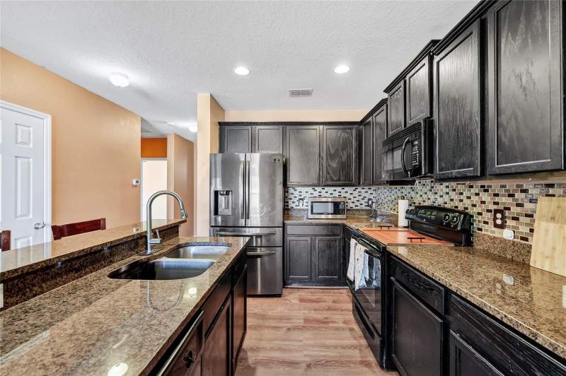 3 bedroom Single Family Residence at 4607 Kalispell Road, Hammock Trails, Kissimmee — photo 2