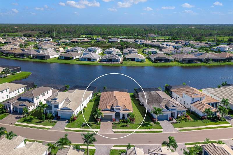 3 bedroom Single Family Residence at 7979 Redonda Loop, Isles At Lakewood Ranch Ph II, Lakewood Ranch — photo 5