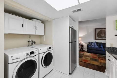 9902 Turf Way #6, Orlando FL - photo 14 of 21