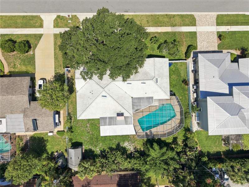 4 bedroom Single Family Residence at 1361 Pinellas Road, Belleair Estates, Clearwater — photo 2