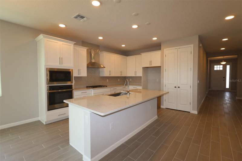 5 bedroom Single Family Residence at 3206 Wolf Lake Avenue, Wolf Lake Ranch, Apopka — photo 4