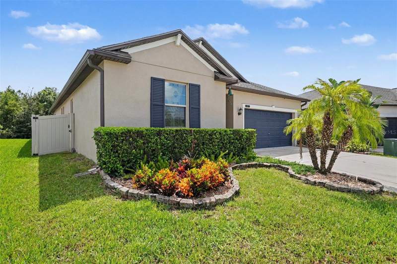 21922 CREST MEADOW DRIVE home for sale in Connerton