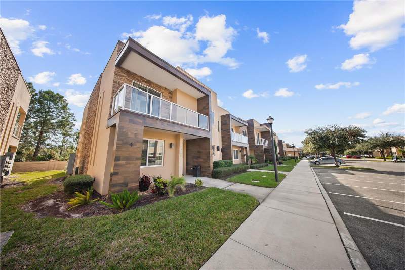 4 bedroom Townhouse at 3151 Brasilia Avenue, Magic Village, Kissimmee — photo 3