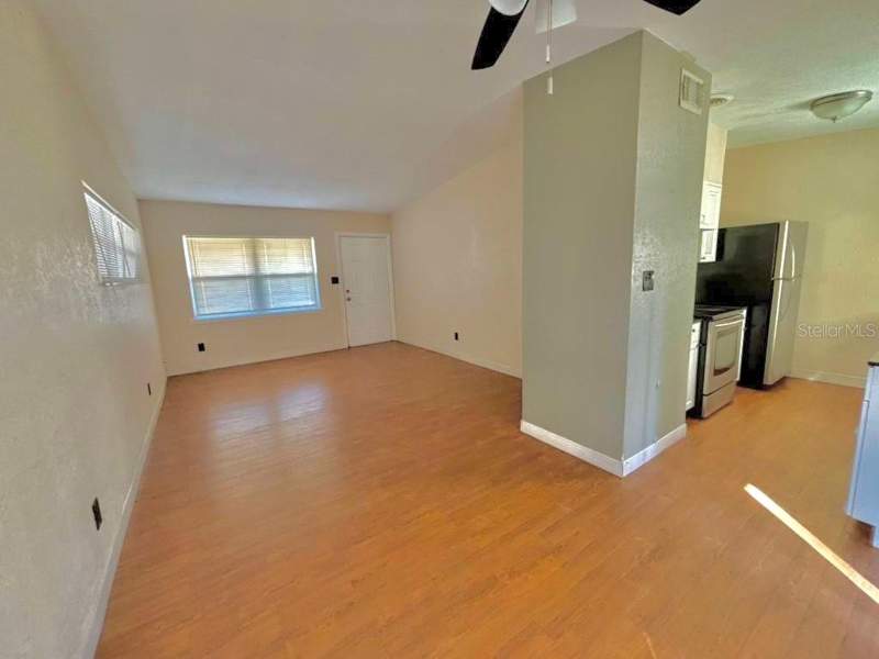 3 bedroom Single Family Residence at 4314 Silver Star Road, Normandy Shores Sec 01, Orlando — photo 5
