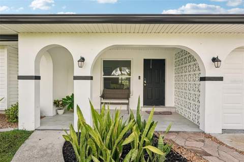 289 W Tarpon Boulevard, Port Charlotte FL - photo 6 of 6