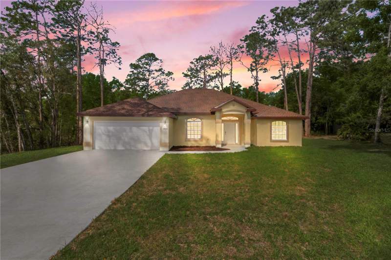 4 bedroom Single Family Residence at 19939 SW 96th Place, Rainbow Springs Country Club, Dunnellon — photo 2