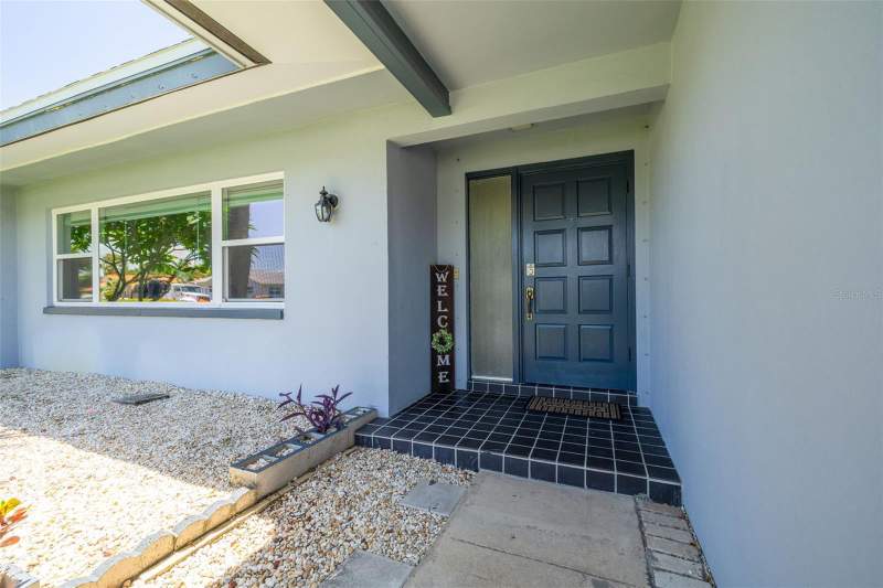 4 bedroom Single Family Residence at 8960 140th Street, Oakhurst Park 1st Add, Seminole — photo 3