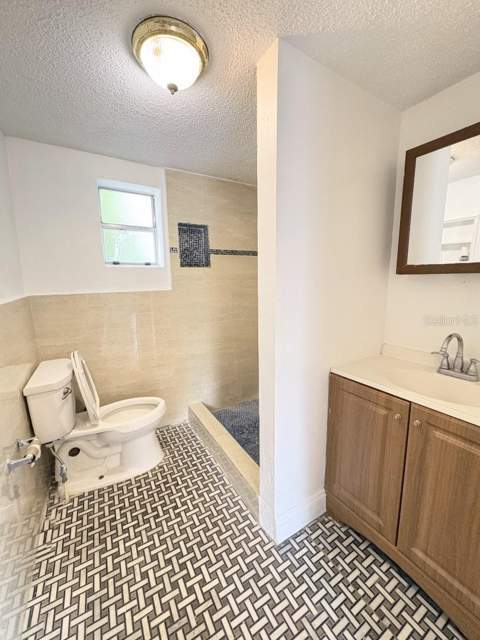 1655 Drew Street, Clearwater FL - photo 10 of 29