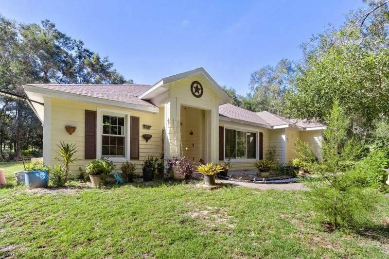 2 bedroom Single Family Residence at 8708 E Galatia Lane, Floral City, Floral City — photo 2