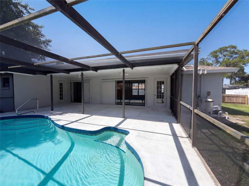 3 bedroom Single Family Residence at 391 Harvard Road, South Venice, Venice — photo 5