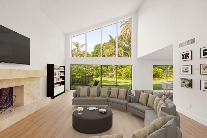4 bedroom Single Family Residence at 2668 Concorde Court, Clubhouse Estates Of Countryside, Clearwater — photo 5