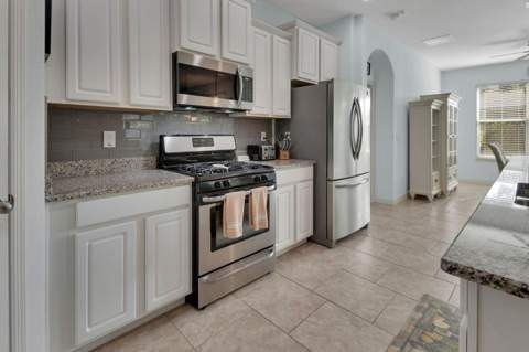 217 W Cherry Place, Deland FL - photo 13 of 59