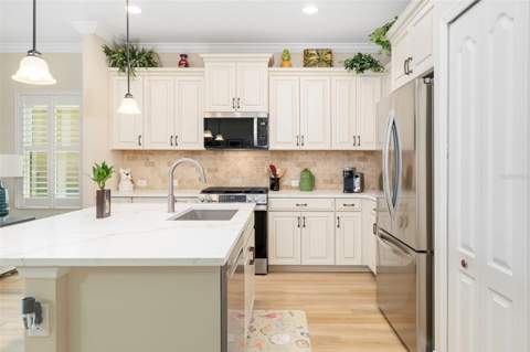 21620 Avon Park Court, Venice FL - photo 15 of 79