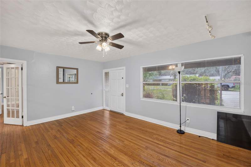 2 bedroom Single Family Residence at 201 SE 31st Avenue, Ocala Hlnds, Ocala — photo 4