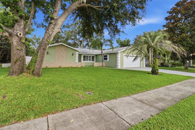 4 bedroom Single Family Residence at 644 Peachwood Drive, Spring Oaks Unit 4, Altamonte Springs — photo 2