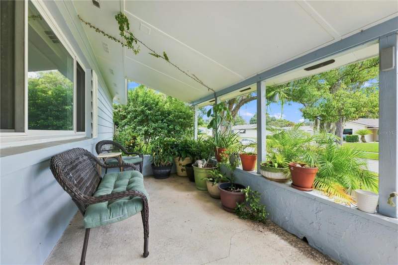 4 bedroom Single Family Residence at 2301 Conifer Avenue, Eastbrook Sub Unit 16, Winter Park — photo 4
