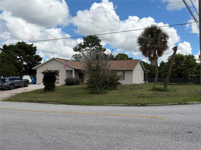 2 bedroom Single Family Residence at 12035 Norvell Road, Spring Hill, Spring Hill — photo 3