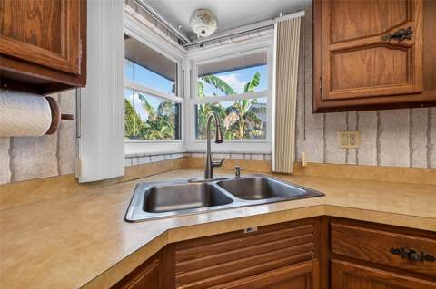3103 Wedgewood Drive, Belleair Beach FL - photo 9 of 25