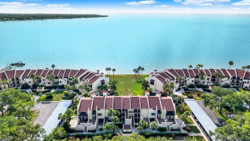7530 SUNSHINE SKYWAY LANE #P7 home for sale in Seapointe Terrace Condo