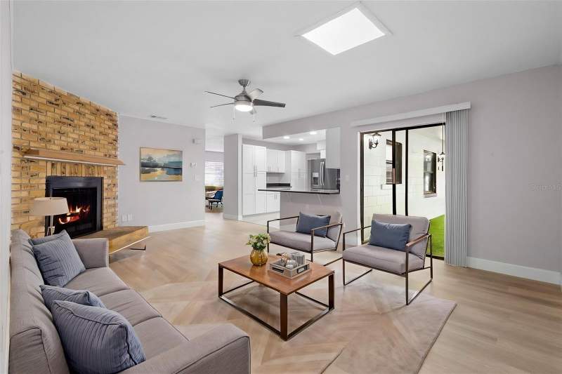 4 bedroom Single Family Residence at 10140 Bridlewood Avenue, Park Manor Estates, Orlando — photo 3