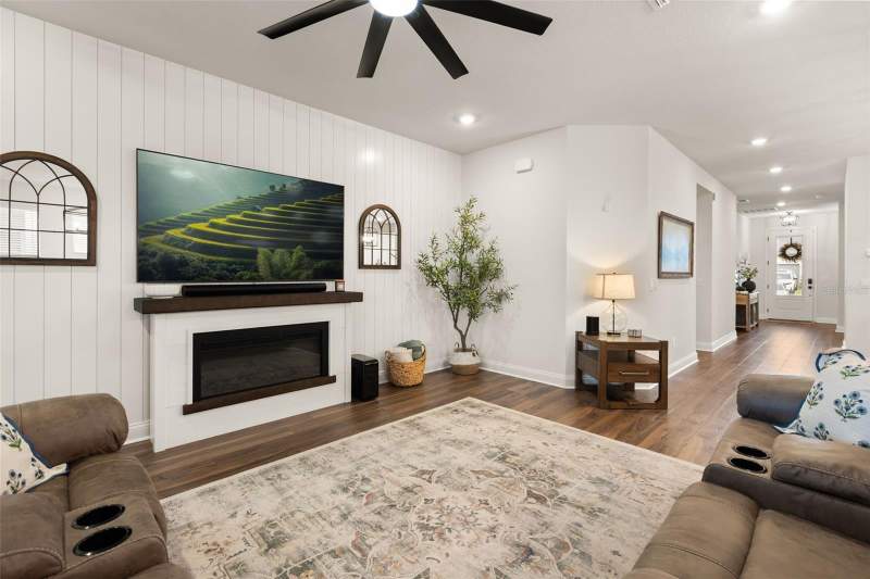 4 bedroom Single Family Residence at 16974 Cedar Valley Circle, Johns Lake North, Clermont — photo 5