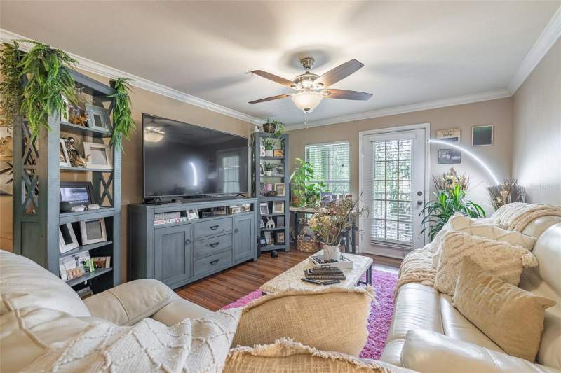 2 bedroom Condominium at 18439 Bridle Club Drive, Equestrian Parc At Highwoods P, Tampa — photo 3
