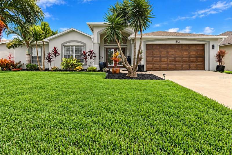 3 bedroom Single Family Residence at 1412 SW 43rd Terrace, Cape Coral, Cape Coral — photo 2