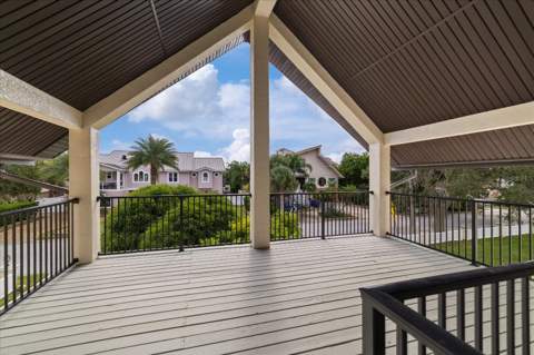 5767 Westshore Drive, New Port Richey FL - photo 9 of 99