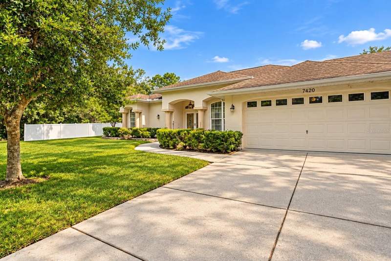 3 bedroom Single Family Residence at 7420 Nightwalker Road, Royal Highlands, Weeki Wachee — photo 4