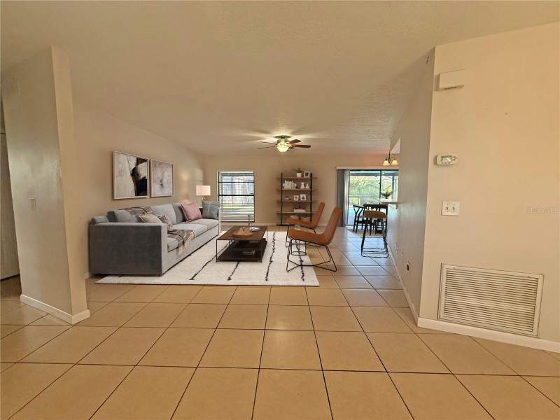 3 bedroom Single Family Residence at 13311 Hollowbend Lane, Boyette Spgs Sec A Un #1, Riverview — photo 3