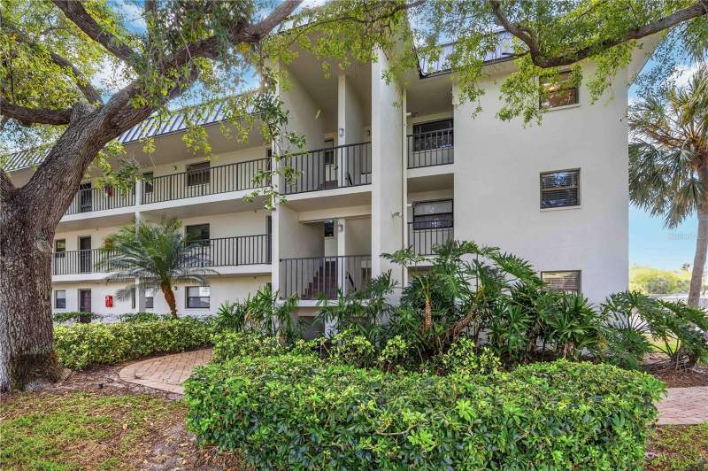 2 bedroom Condominium at 104 Capri Isles Boulevard #301, Villa D Este Sec B, Venice — photo 2