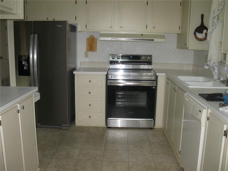 2 bedroom Manufactured Home at 356 Melbourn Drive, Sweetwater Golf & Tennis Club, Haines City — photo 5