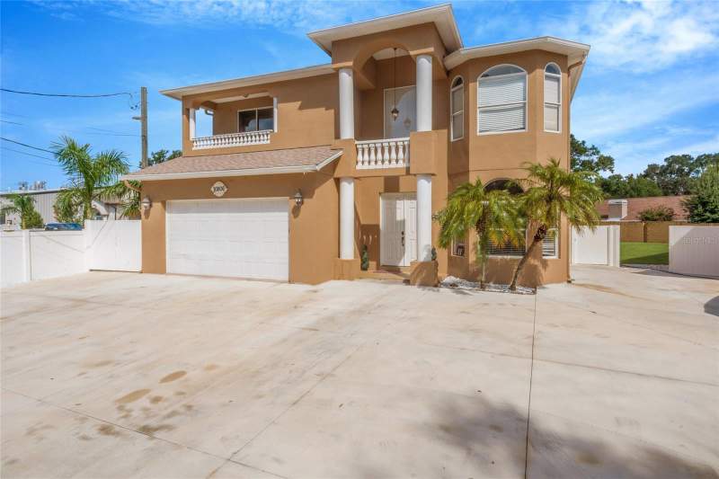 5 bedroom Single Family Residence at 10806 Perez Drive, Unplatted, Tampa — photo 3