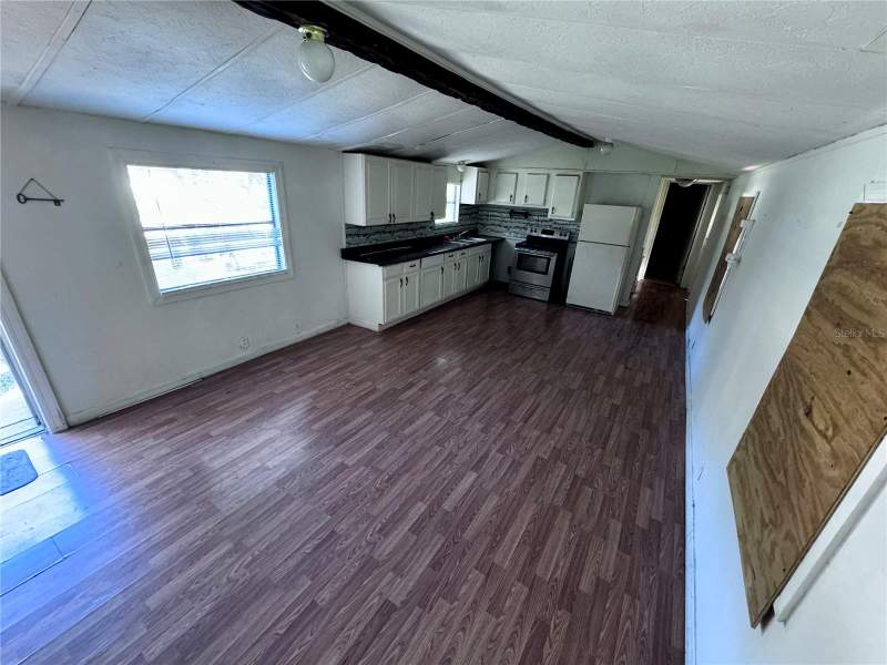 2 bedroom Manufactured Home at 13330 SW 9th Lane, Rainbow Park Un 08, Ocala — photo 2