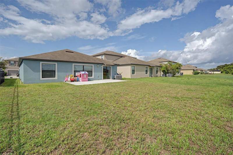 4 bedroom Single Family Residence at 9625 Sage Creek Drive, Belmont, Ruskin — photo 2