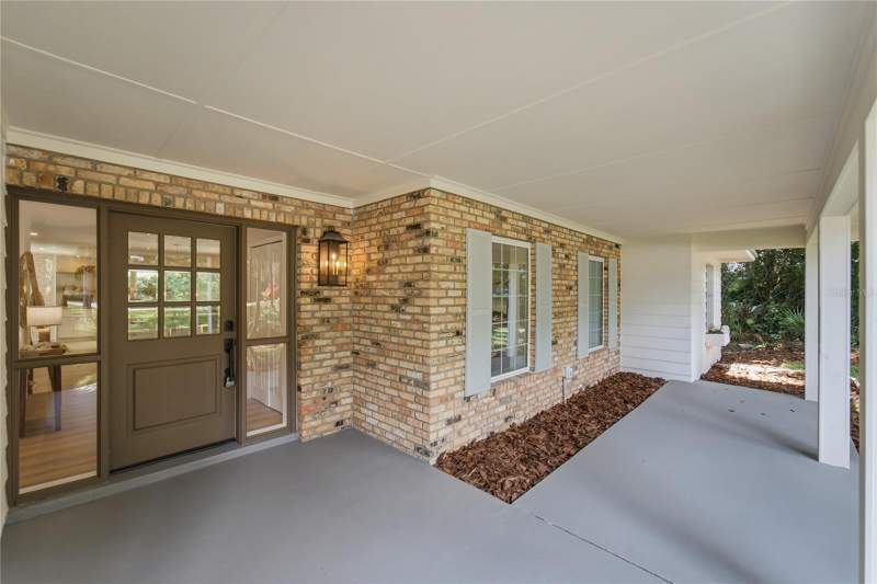 4 bedroom Single Family Residence at 114 Wayland Circle, Sweetwater Oaks Sec 05, Longwood — photo 3