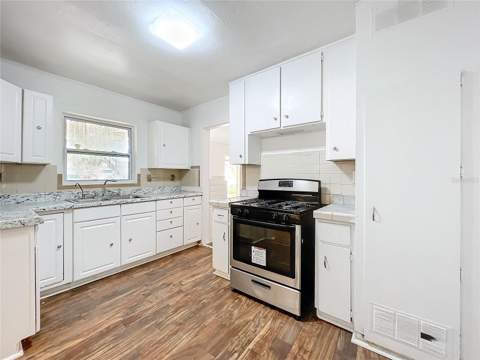 201 N East Street, Leesburg FL - photo 7 of 13