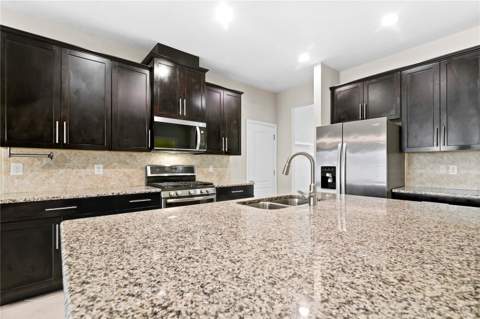 11412 Lake Lucaya Drive, Riverview FL - photo 15 of 84