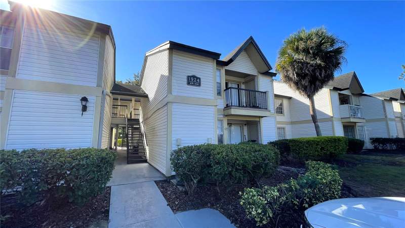 1924 LAKE ATRIUMS CIRCLE #56 home for sale in Plaza Millenium
