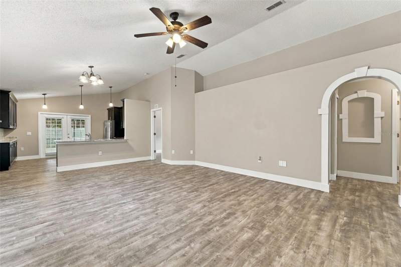 3 bedroom Single Family Residence at 115 Pamala Court, Pamala Oaks, Sanford — photo 3