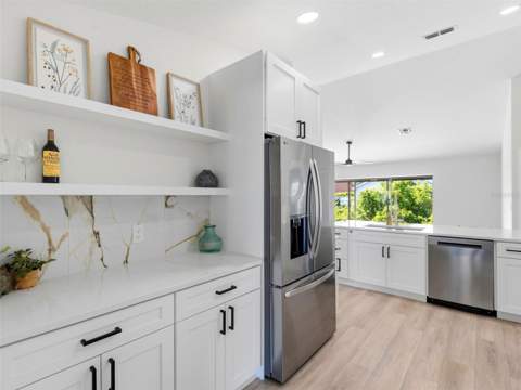 8452 Yearling Lane, New Port Richey FL - photo 17 of 41