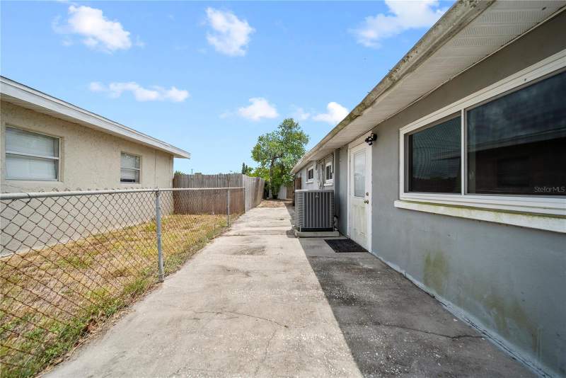 3 bedroom Single Family Residence at 10602 Camelia Drive, Jasmine Lakes, Port Richey — photo 4