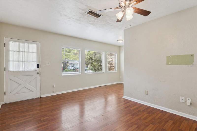 2 bedroom Single Family Residence at 1904 VALENCIA ROAD, FERN COURT SUB, ORLANDO — photo 3