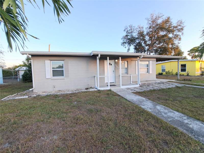 3 bedroom Single Family Residence at 3934 Conway Boulevard, Port Charlotte Sec 003, Port Charlotte — photo 3
