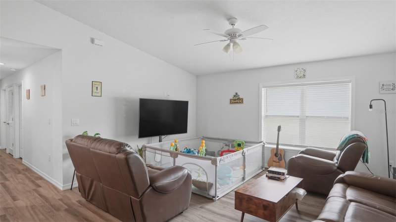 3 bedroom Single Family Residence at 30 Maple Course, Silver Spgs Shores Un 31, Ocklawaha — photo 4