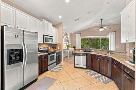 11009 Rockledge View Dr, Riverview FL - photo 7 of 92