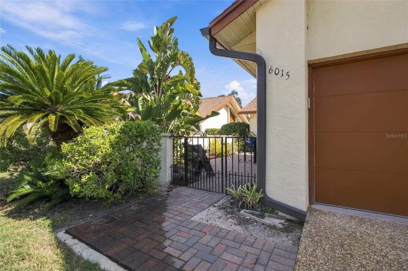 3 bedroom Villa at 6015 Courtside Drive, Racquet Club Villas Amd, Bradenton — photo 4