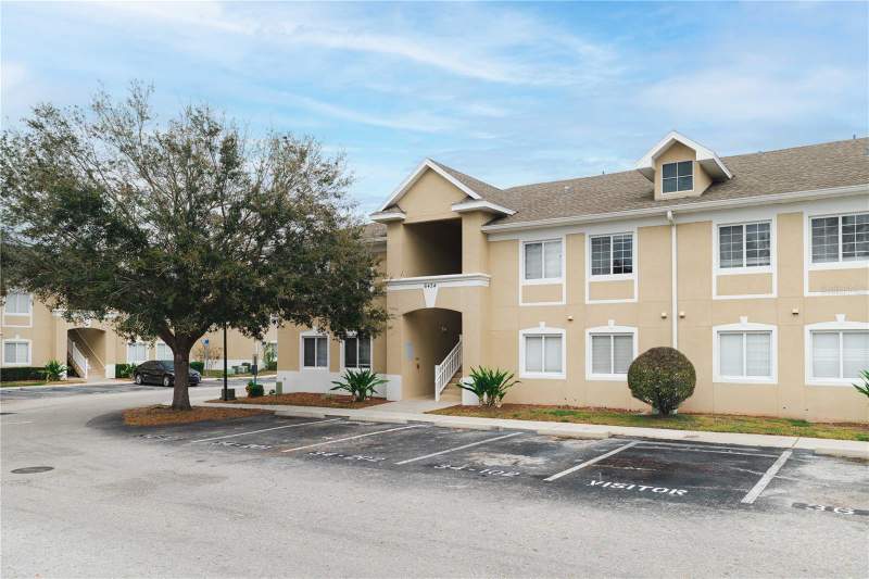 6434 CYPRESSDALE DRIVE #102 home for sale in Villages of Bloomingdale
