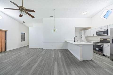 13427 Laraway Drive, Riverview FL - photo 12 of 44