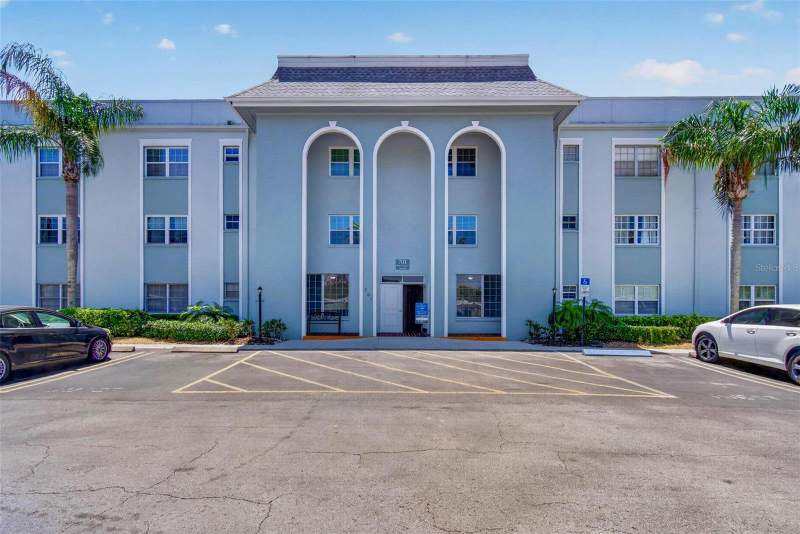 701 POINSETTIA ROAD #308 home for sale in Belleair Forest